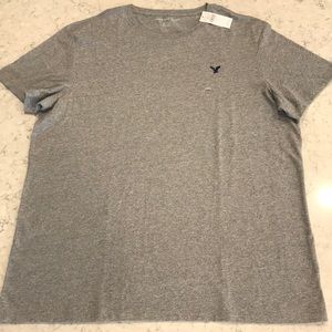 American Eagle Men’s heather gray t-shirt XXL